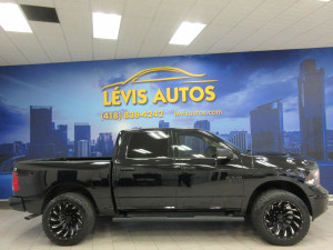 2022 RAM 1500 SLT CREW-CAB BOITE 5'7 V6 3.6L 4X4 48 000 KM