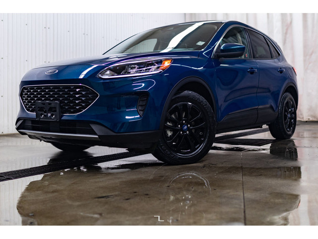2020 Ford Escape AWD SE Nav BCam in Cars & Trucks in Grande Prairie - Image 4