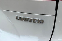 2.5 L 4 Cyl Engine Vehicle Options: Leather Interior, Sunroof, 360 Degree Camera, Wireless Charging,... (image 7)