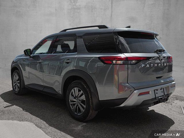 2022 Nissan Pathfinder SV in Cars & Trucks in Ottawa - Image 2