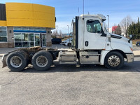 2019 FREIGHTLINER T12664ST;Heavy Duty Trucks - CONVENTIONAL W/O SLEEPER Penske Location 105 SALTSMAN... (image 7)