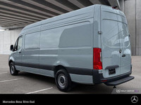 Mercedes-Benz Rive-Sud, la destination Mercedes-Benz par excellence. Bienvenue en première classe. D... (image 2)