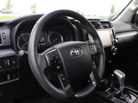 FEATURES OF THE 4Runner TRD PRO »» Off-road tuned suspension with FOX shocks »» Unique TRD PRO exter... (image 9)