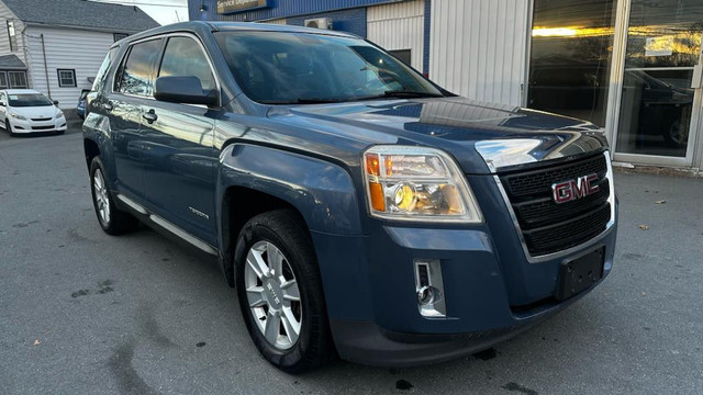 2011 GMC Terrain SLE-1 2.4L AWD | New MVI | Back-up Camera in Cars & Trucks in Dartmouth - Image 3