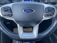 **WE WILL BEAT ANY DEALER IN THE CITY** Infinite Blue Metallic Tinted Clearcoat 2021 Ford Explorer L... (image 8)