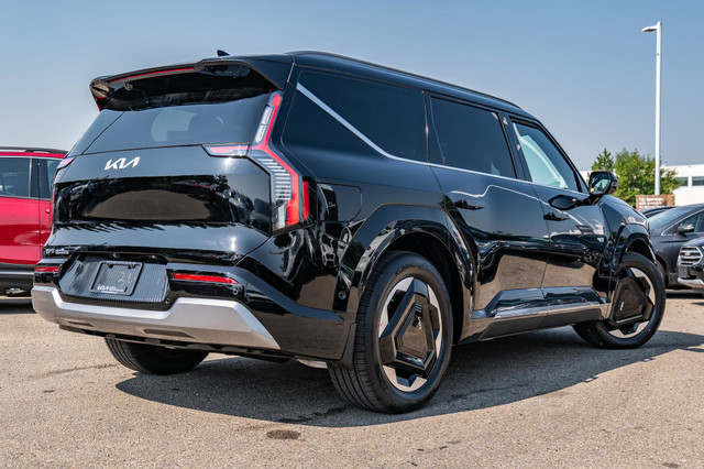 2026 Kia EV9 Land w/Premium Package Land w/Premium Package AWD in Cars & Trucks in Edmonton - Image 3