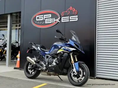 No money down. Credit approved in minutes* OACJust...CLICK HERE 2024 BMW S 1000 XR Gravity Blue Meta...