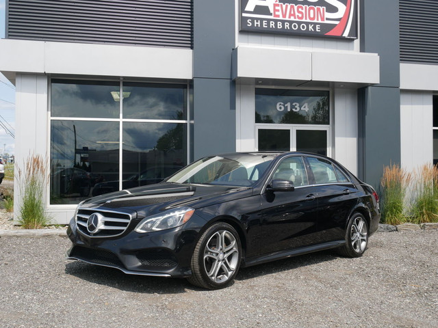  2014 Mercedes-Benz E350 4MATIC E350 4MATIC + NAV + CUIR + CAMÉR in Cars & Trucks in Sherbrooke