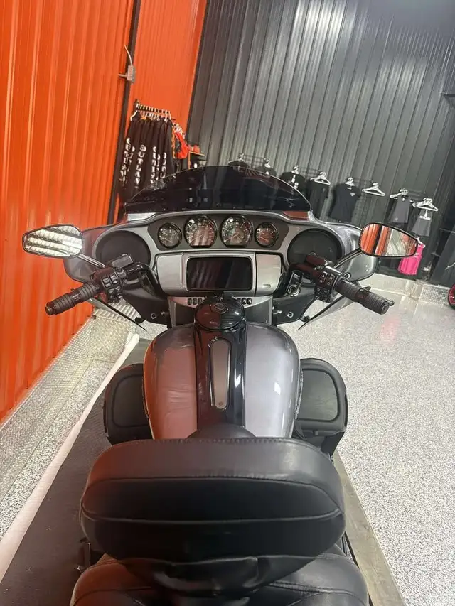 2019 Harley-Davidson Touring Ultra Limited CVO in Street, Cruisers & Choppers in Moncton - Image 9