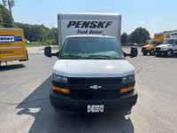 2019 CHEVROLET G33903;Light Duty Trucks - VAN TRUCKS - CUTAWAY-CUBE VAN DELIVERY TRUCK Penske Locati... (image 1)