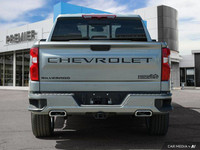 This Chevrolet Silverado 1500 boasts a sturdy engine powering this Automatic transmission. * This Ch... (image 4)