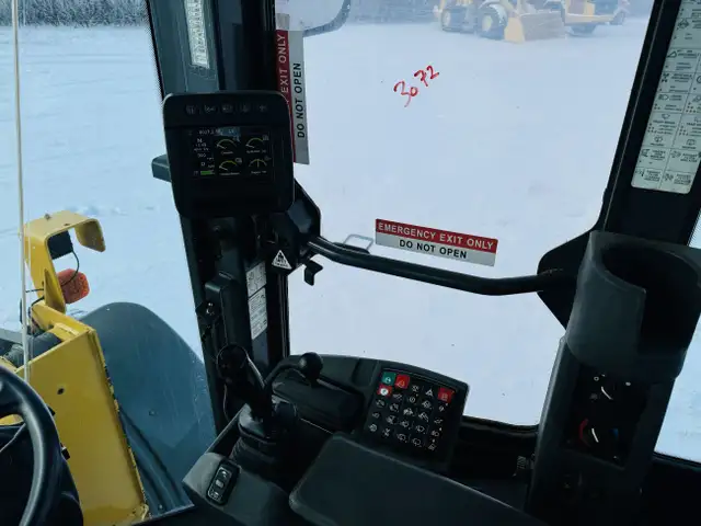 DEERE 544K WHEEL LOADER  dans Équipement lourd dans Calgary - Image 16