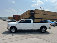 4x4**** 6.4 L HEMI *** CREW CAB **** 8 FT BOX ****** CAR-PROOF VERIFIED, ASK FOR IT!!!! SAFETY CERTI... (image 2)
