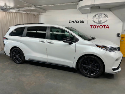 2023 Toyota SIENNA XSE 7 PLACES 25IEME ANNIVERSAIRE DISPONIBLE M