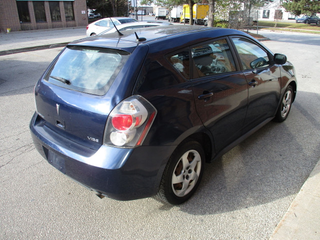 2009 Pontiac Vibe ***4-CYLINDER | 5-SPEED | NO ACCIDENTS*** in Cars & Trucks in Mississauga / Peel Region - Image 4