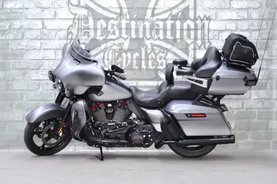 2019 Harley-Davidson CVO Ultra Limited FLHTKSE for sale in Magnetic Grey Fade paint! Beautiful bike...