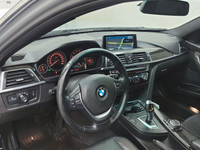 2016 BMW 328I X-DRIVE CARFAX VERIFIED, CLEAN TITLE 204,684 KM HIGHWAY DRIVEN AUTOMATIC TRANSMISSION... (image 4)