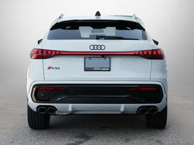 2025 Audi SQ5 Sportback Progressiv dans Autos et camions dans Région de Windsor - Image 6
