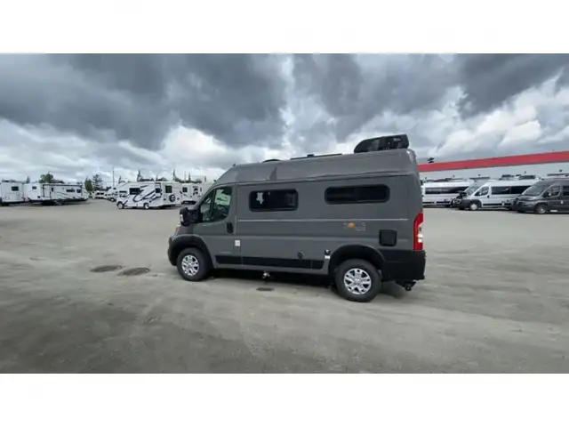 2024 Winnebago Solis Pocket 36A in RVs & Motorhomes in Abbotsford - Image 9