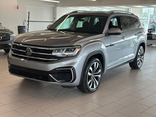 2021 Volkswagen Atlas Execline r-line in Cars & Trucks in Laval / North Shore - Image 3