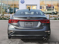 This Kia Forte delivers a Regular Unleaded I-4 2.0 L/122 engine powering this Variable transmission.... (image 3)