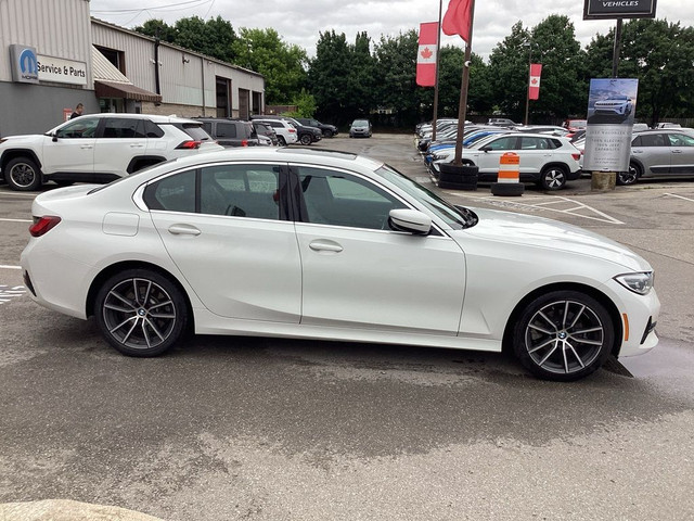 2022 BMW 3 Series 330i xDrive| leather| sunroof in Cars & Trucks in Oakville / Halton Region - Image 4