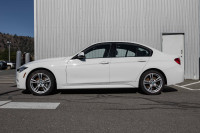 Experience refined performance with our 2018 BMW 3-Series 330i xDrive. This luxury sport sedan combi... (image 5)