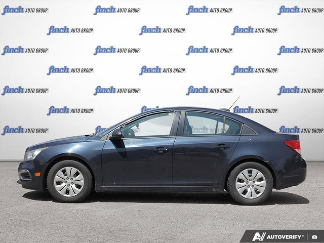 2015 Chevrolet Cruze 2LS CD PLAYER | BLUETOOTH | REMOTE KEYLE... in Cars & Trucks in London - Image 4