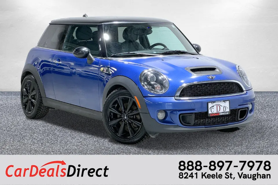 2012 MINI Cooper Hardtop 2dr S/ Sunroof/Leather/Good condition