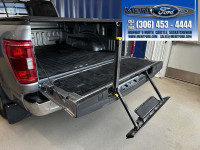 IN TRANSIT 2022 Ford F-150 XLT 4x4, SYNC 4 with 8in. touchscreen, wireless Apple CarPlay and Android... (image 3)