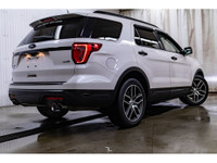 **ACCIDENT FREE - MECHANICALLY CERTIFIED** 111,824 KM This 2018 Ford Explorer AWD Sport is powered b... (image 5)