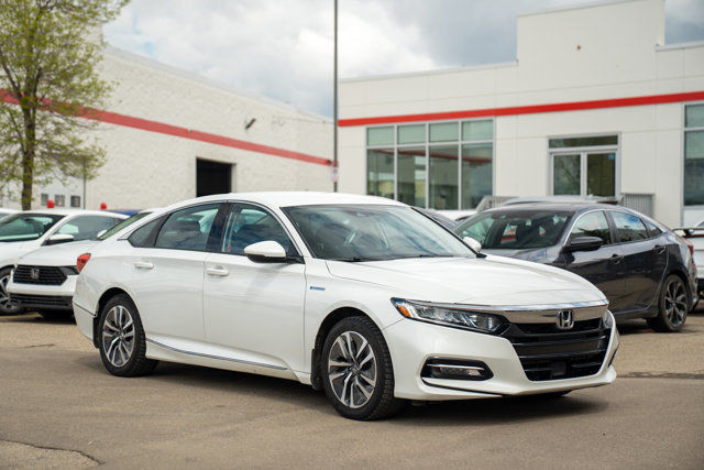 2018 Honda Accord Hybrid in Cars & Trucks in Edmonton - Image 2