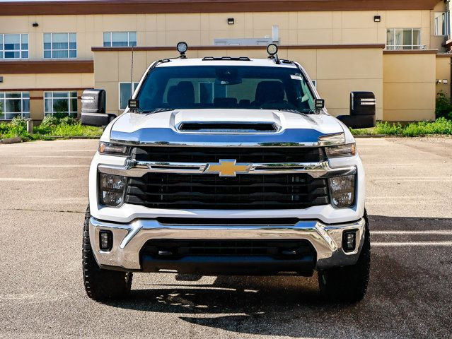 2024 Chevrolet Silverado 2500HD LT 6.6L in Cars & Trucks in Strathcona County - Image 3