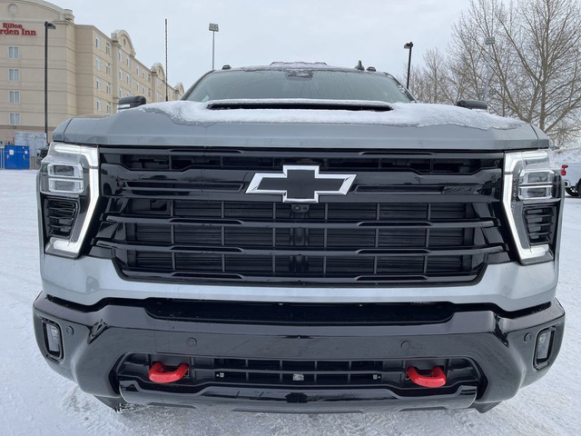 2025 Chevrolet Silverado 3500HD LT in Cars & Trucks in Edmonton - Image 3