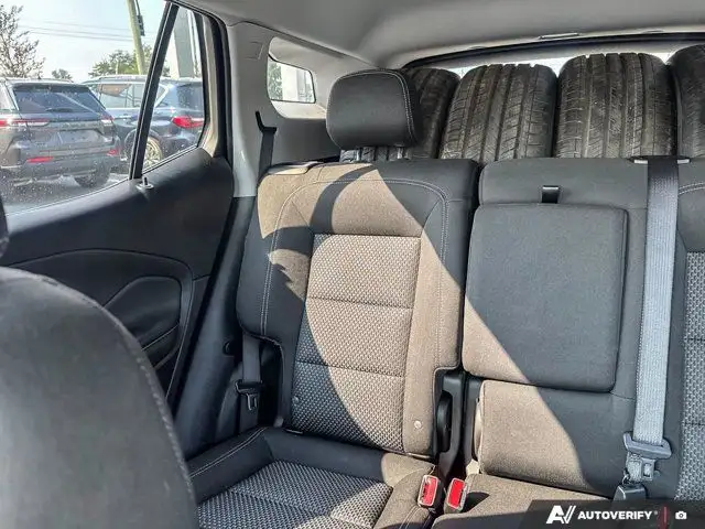 2024 GMC Terrain SLE | NO ACCIDENTS | ONE OWNER | AWD | 1.5L in Cars & Trucks in Chilliwack - Image 13