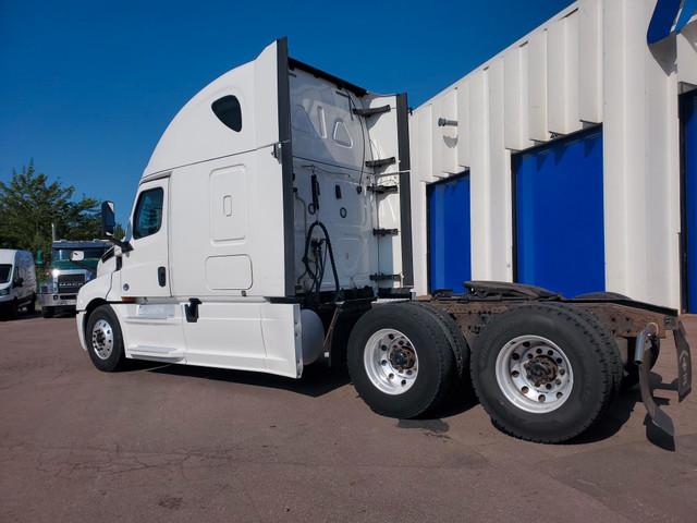 2018 FREIGHTLINER CASCADIA EVO / DD15 / AUTO /  MVI / CLEAN!!! in Heavy Trucks in Moncton - Image 3