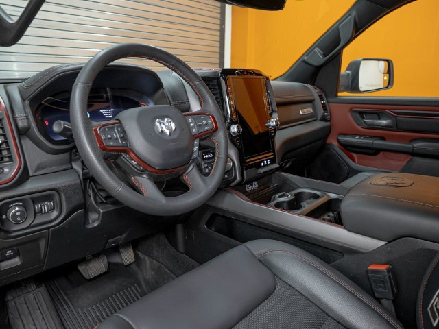 Ram 1500 REBEL CREW 4X4 *NAV 12 PO* SIÈGES / VOLANT CHAUFF 2025 in Cars & Trucks in Laurentides - Image 2