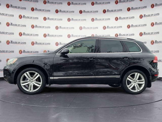 2012 Volkswagen Touareg Exec / ONE OWNER / Panoramic Sunroof / L in Cars & Trucks in Calgary - Image 2