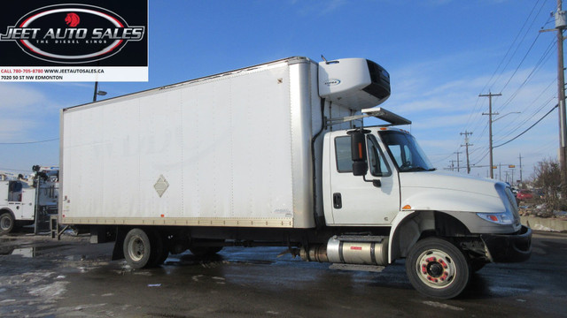 2019 International 4300 22 FEET REEFER VAN TRUCK CUMMINS in Cars & Trucks in Edmonton - Image 4