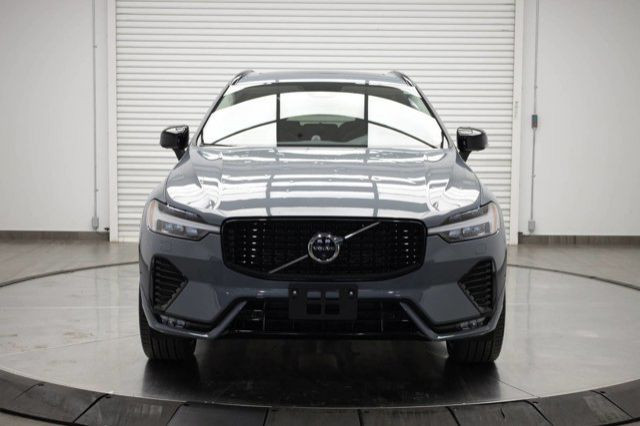 2024 Volvo XC60 Ultimate Dark Theme in Cars & Trucks in Calgary - Image 2