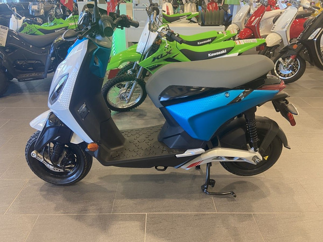 2022 PIAGGIO PIAGGIO 1 100% Electric in Scooters & Pocket Bikes in Fredericton - Image 2