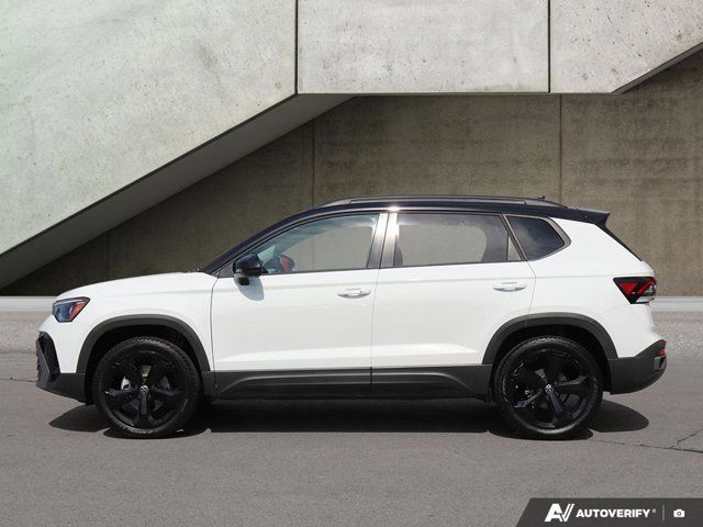 2025 Volkswagen Taos Comfortline Black Edition in Cars & Trucks in Hamilton - Image 2