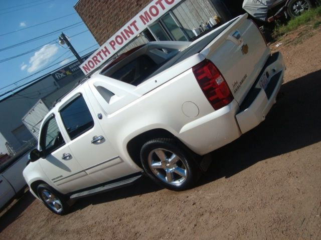 2013 Chevrolet Avalanche 4X4 BLACK LTZ DIAMOND EDITION in Cars & Trucks in Edmonton - Image 2