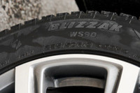 This GMC Terrain is ready for adventure! It boasts a Turbocharged Gas/E15 I4 2.0L/122 engine powerin... (image 7)