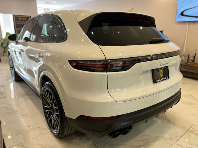 2019 Porsche Cayenne AWD in Cars & Trucks in City of Toronto - Image 2