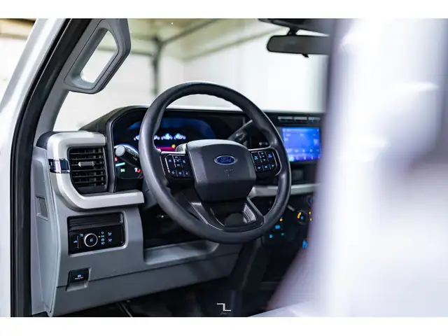 2023 Ford F-350 4x4 Crew Cab XL FX4 BCam in Cars & Trucks in Grande Prairie - Image 12