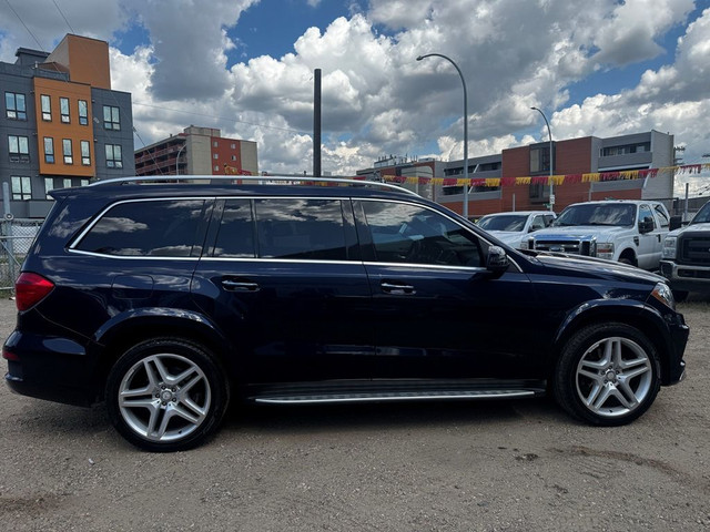 2016 Mercedes-Benz GL GL 550 - 4MATIC - 7 PASSENGER in Cars & Trucks in Edmonton - Image 4
