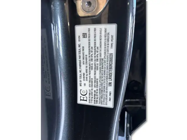 Tesla Model 3 2024 in Cars & Trucks in Markham / York Region - Image 32