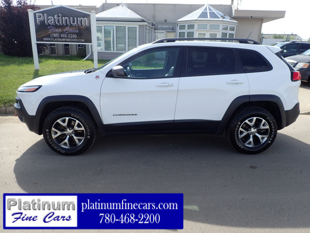 2015 Jeep Cherokee Trailhawk 4WD in Cars & Trucks in Edmonton - Image 3