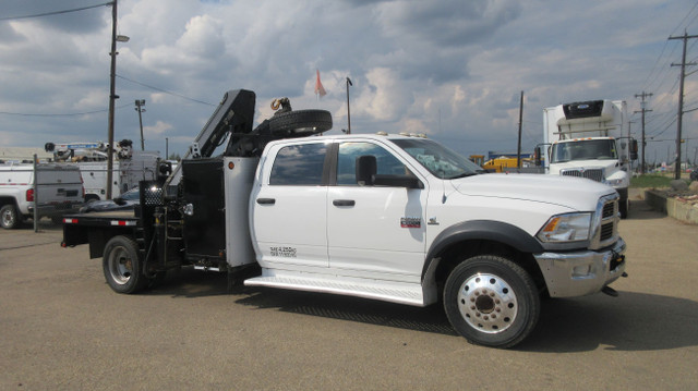 2012 Dodge RAM 5500 SLT CREW CAB PICKER TRUCK WITH HIAB 077 BOOM in Cars & Trucks in Edmonton - Image 4
